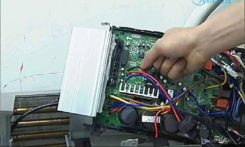 大洼美的空调电话是多少